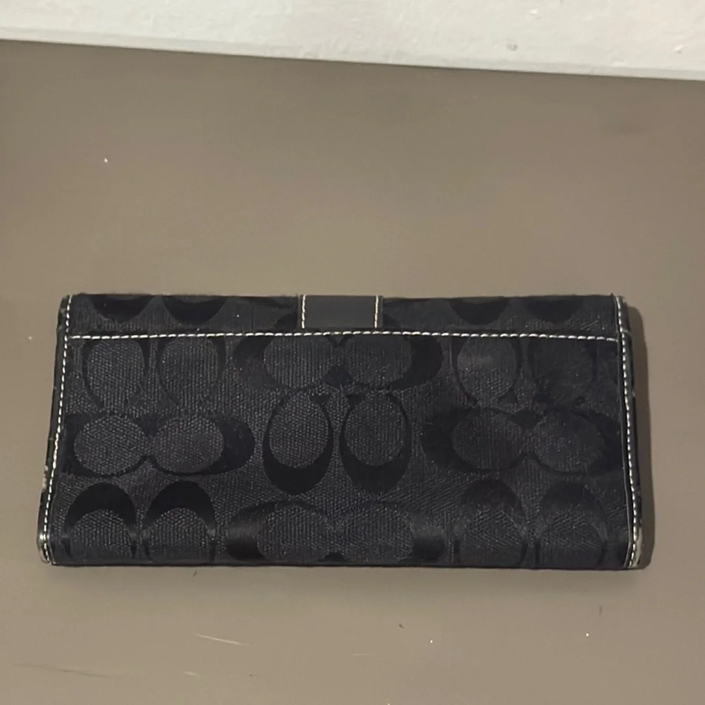 Coach elegant women